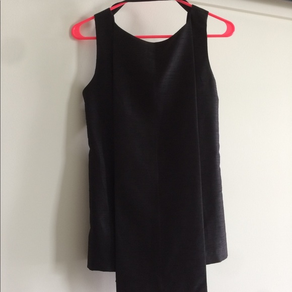OAK NYC open back crepe blouse - Picture 1 of 3